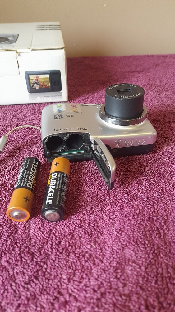 Digital Camera GE Z1300 Plus Memory Card Instructions In Original Box Tested