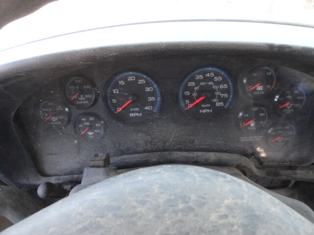 INTERNATIONAL PB105 2009: Instrument Cluster