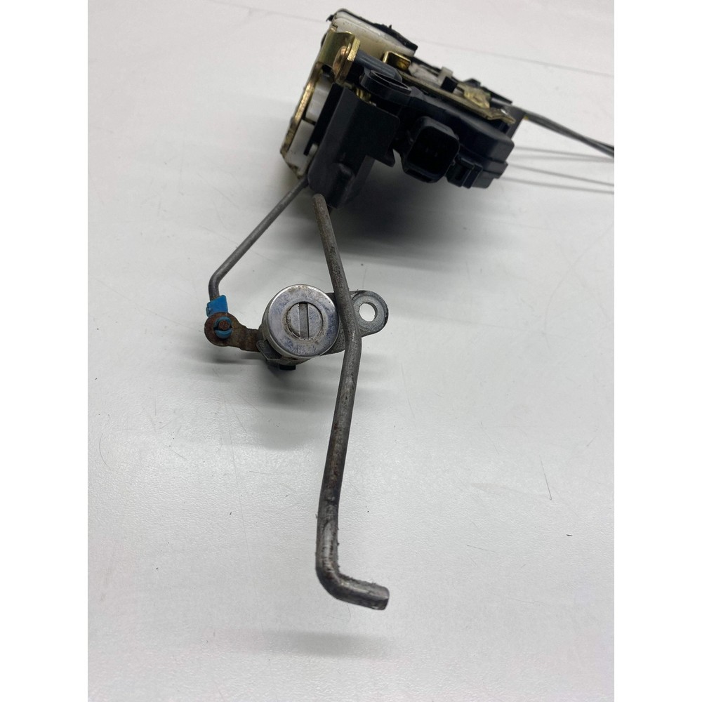 Mitsubishi Evolution Door lock front left passenger Evo 9 2006 Lancer