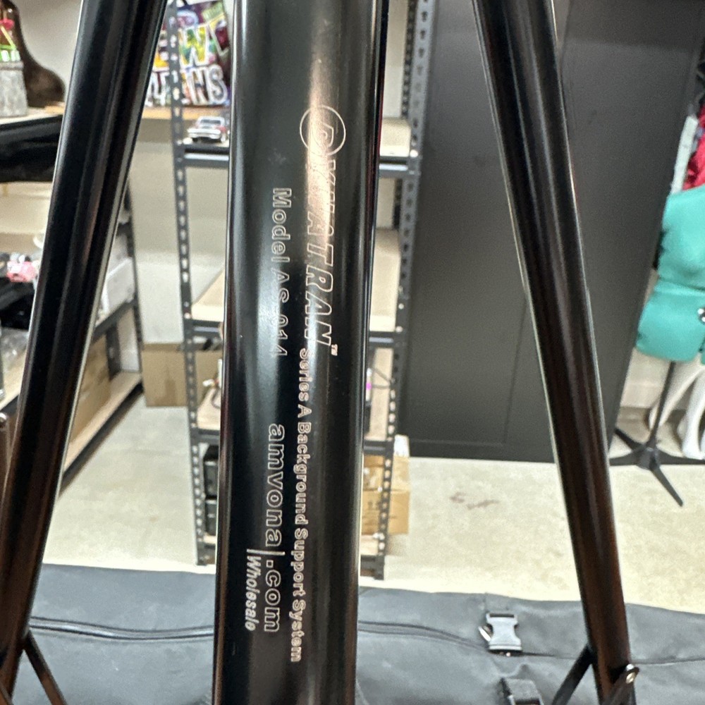 Dynatran Model AS 014 Professional Series A Background Support System