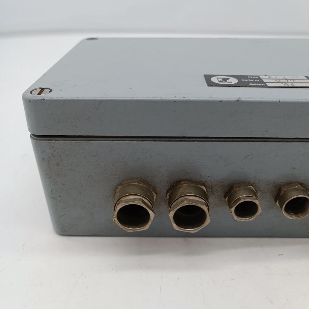 Radio Zeeland RZ2100 Junction Box Course Computer Case Casing