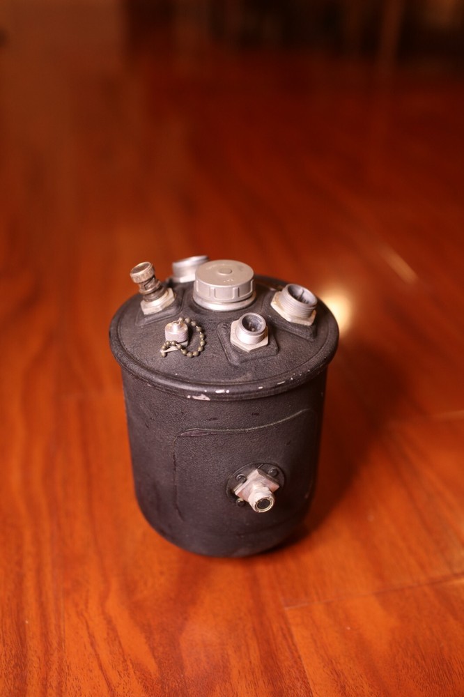 R-438B/ARW-26AY Receiver Battery