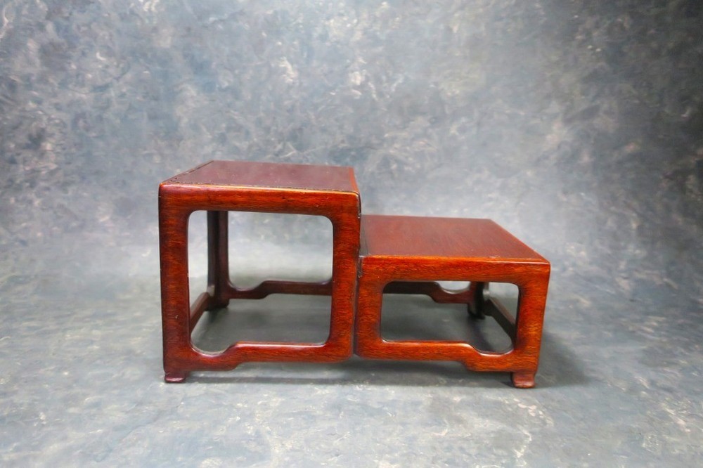 Bonsai stand