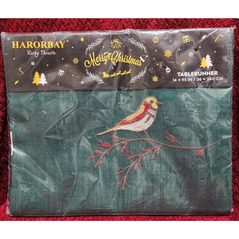 HARORBAY ROCKY THROSTLE TABLE RUNNER CHRISTMAS HOLLY TREE RED BIRD
