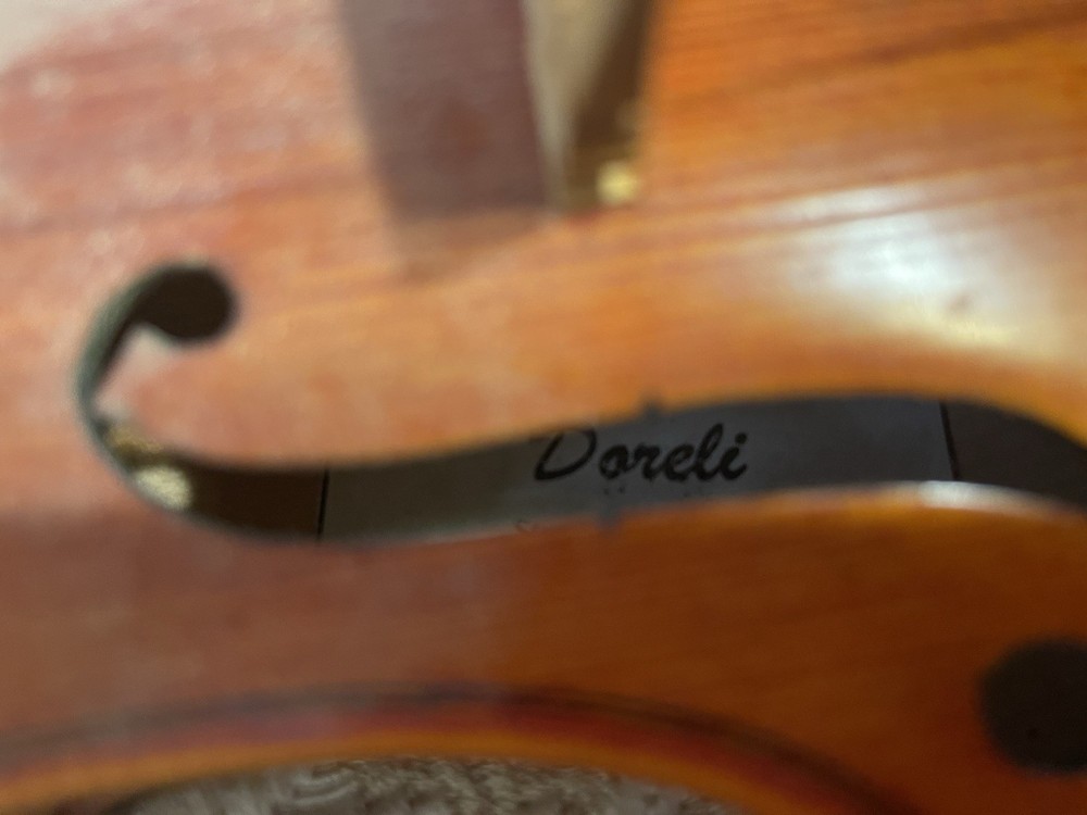 Doreli 4/4 Violin. Stradivarius Model Handcrafted Model 79-44