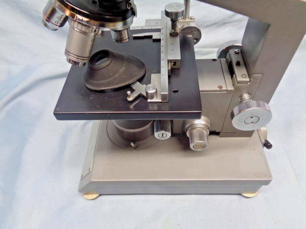 Vintage LaBo Research Microscope SL No. 80235