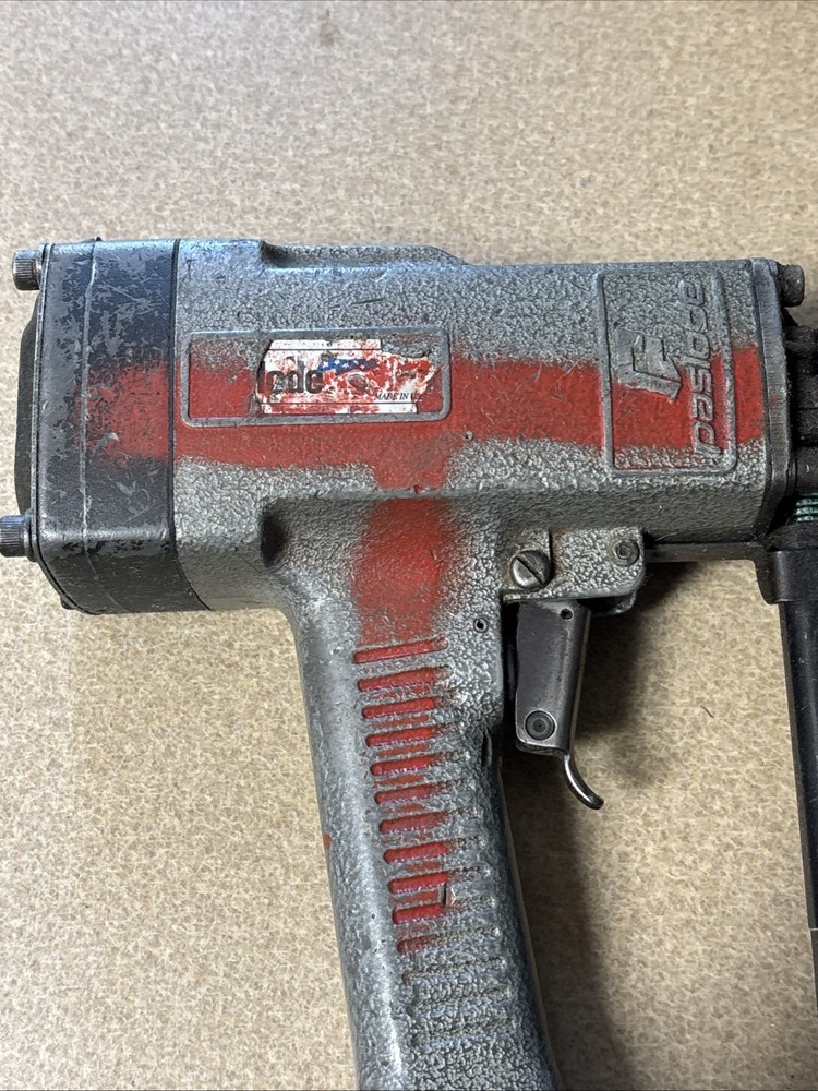 Paslode Stapler Staple Gun!! ITW PASLODE!! FREE SHIPPING! G3