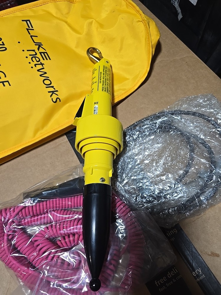Fluke Networks C9970 Voltage Detector.
