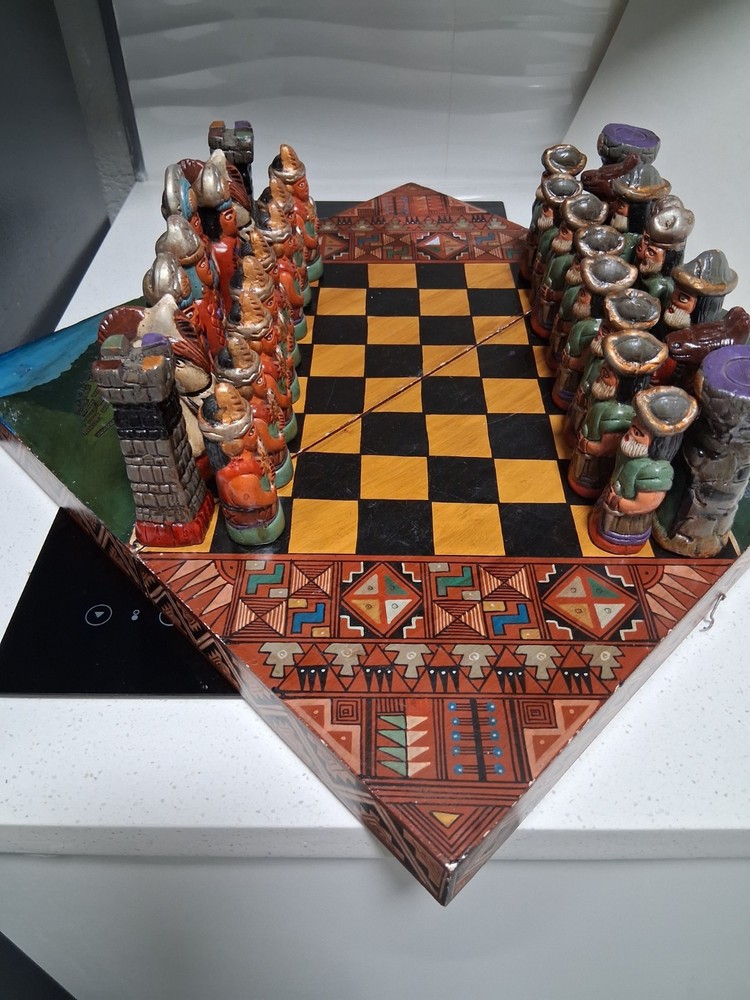 Aztec vs Spanish Conquistador Chess Set Handmade in Peru Foldable Board King 2"
