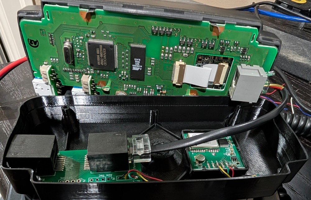 Kenwood D700 internal GPS conversion kit