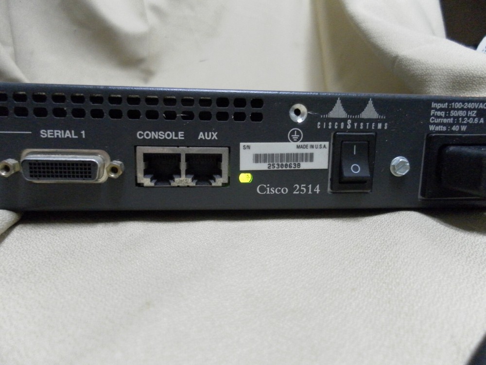 Cisco 2500 Series 2514 Router network switch TESTED FOR POWER