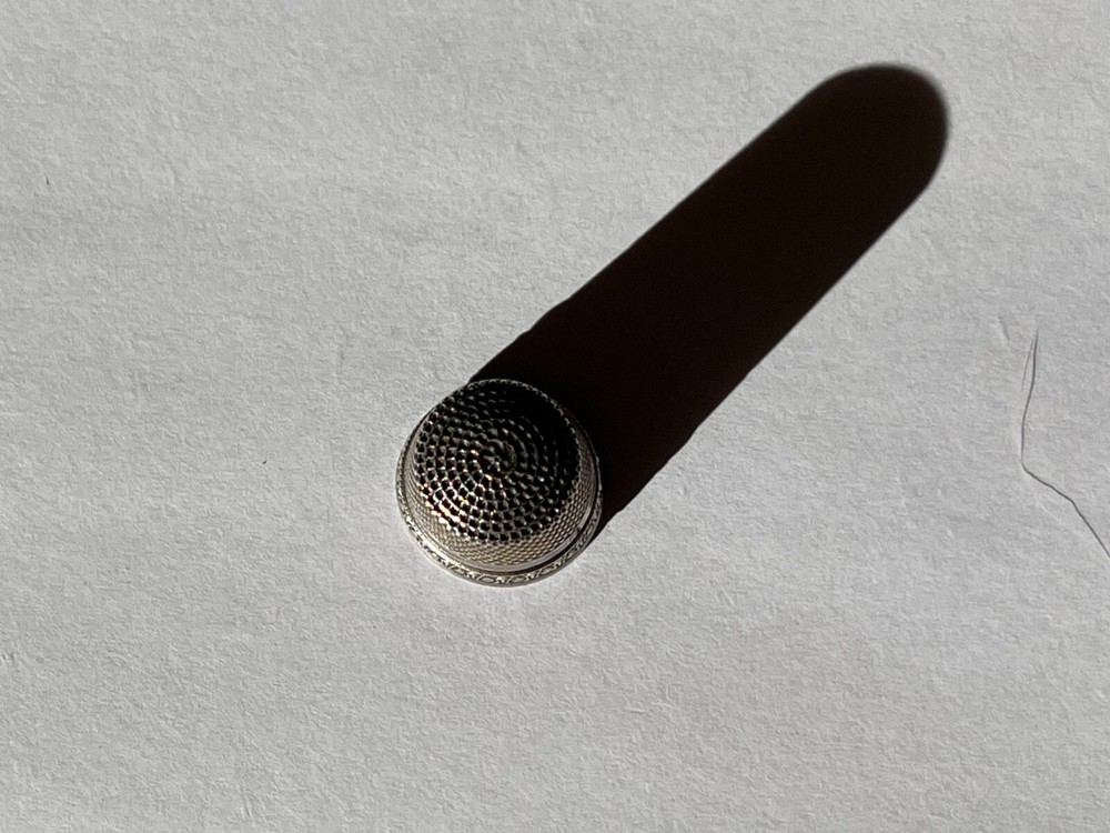 Antique Sterling Simons Priscilla Thimble