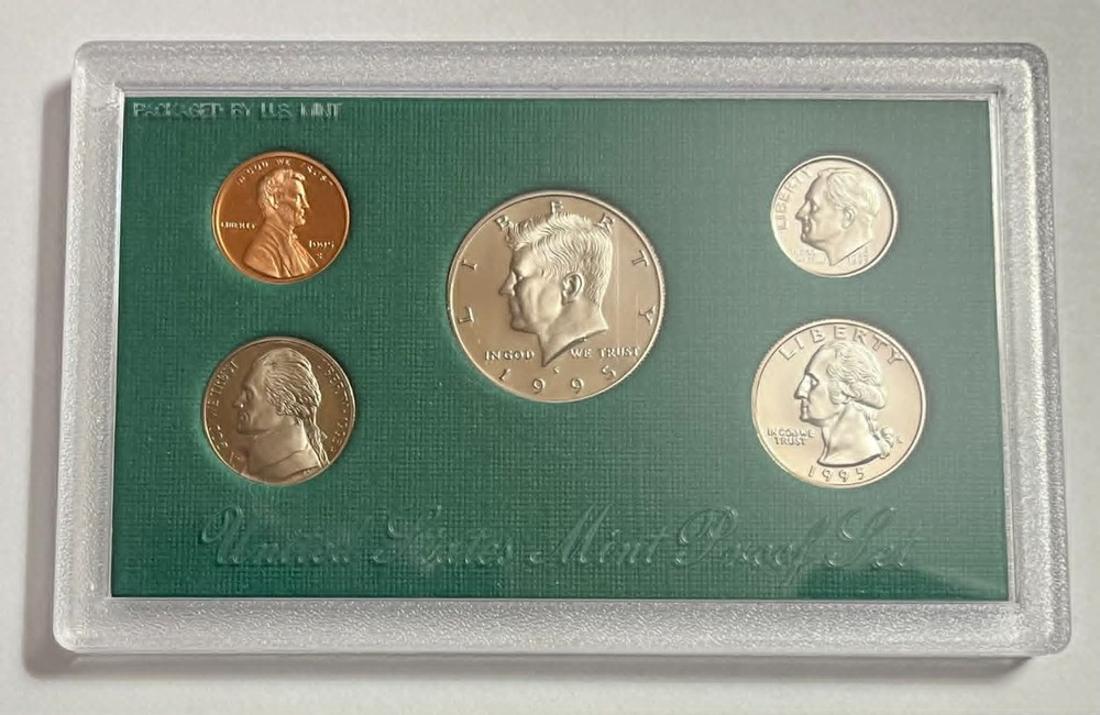 1995 Proof set. Genuine. complete and original as issued by US Mint.