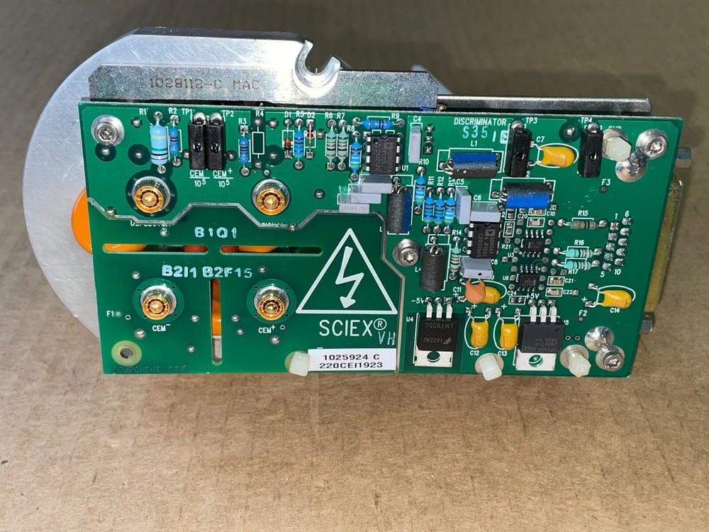 AB Sciex Applied Biosystems Mass Spectrometer CEM Flange API 4000