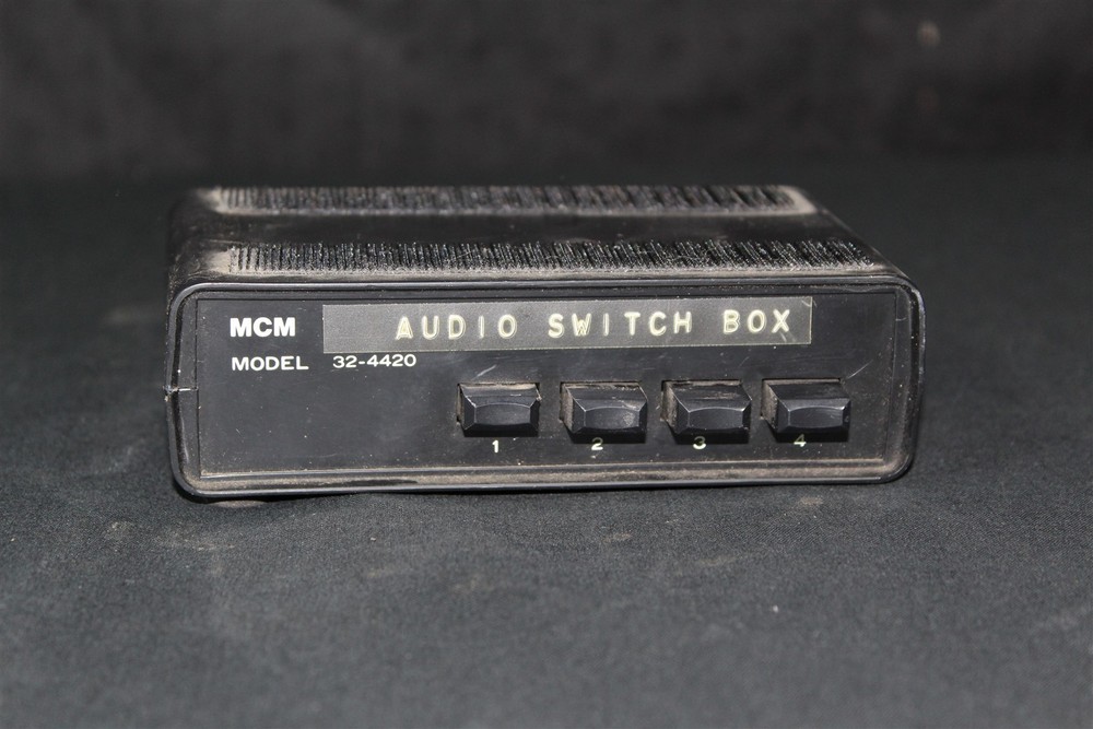MCM 32-4420 AUDIO SELECTOR SWITCH BOX