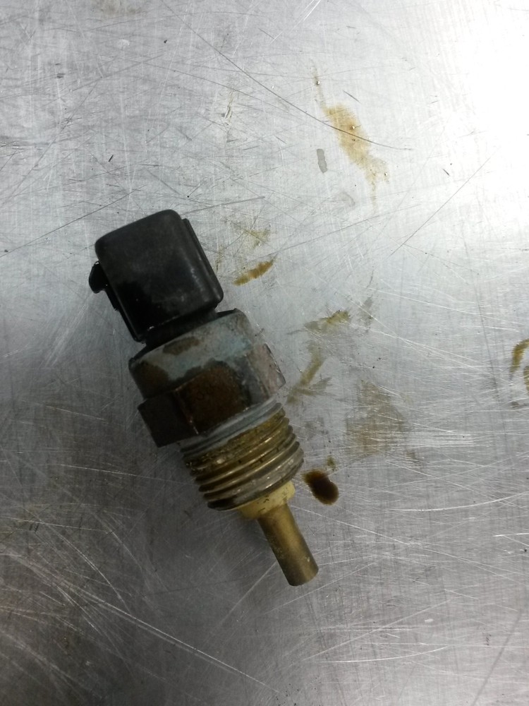 Coolant Temperature Sensor For 12-13 Kia Soul 1.6