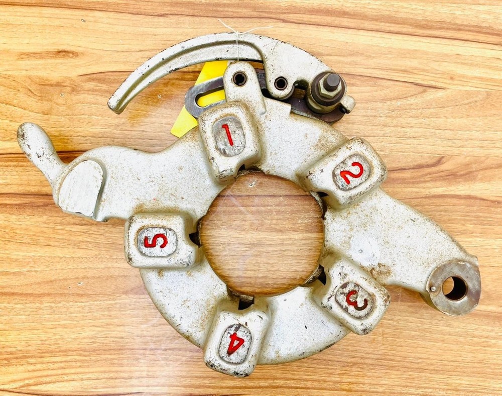 Ridgid 424 Receding Die Head Pipe Threader/Threading Machine 2"-4"