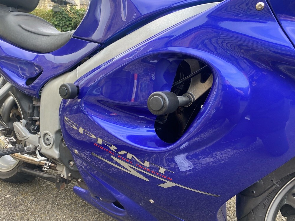 Triumph Sprint ST 1998-2004 FRAME CRASH MUSHROOMS PROTECTORS FRONT + REAR