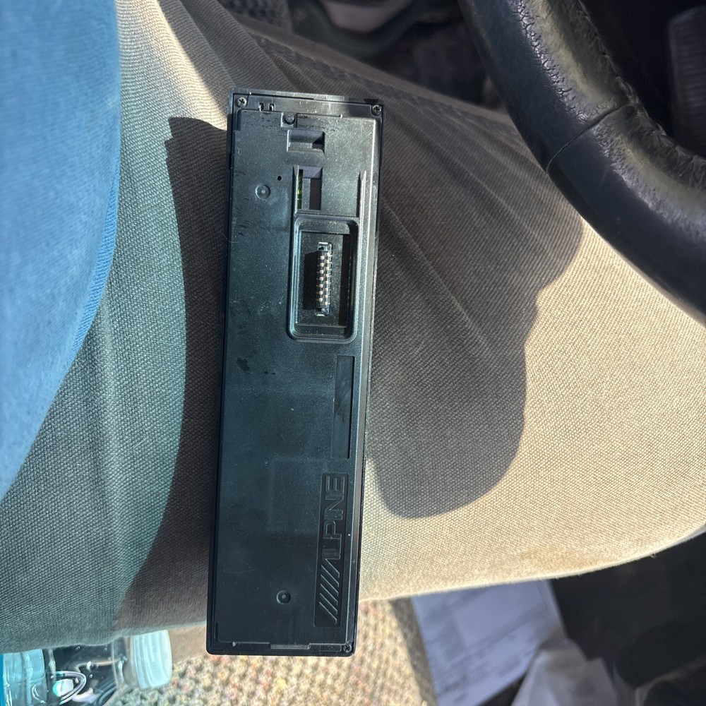 ALPINE CDM-7871 CAR STEREO FACEPLATE With Original CASE Both Nice