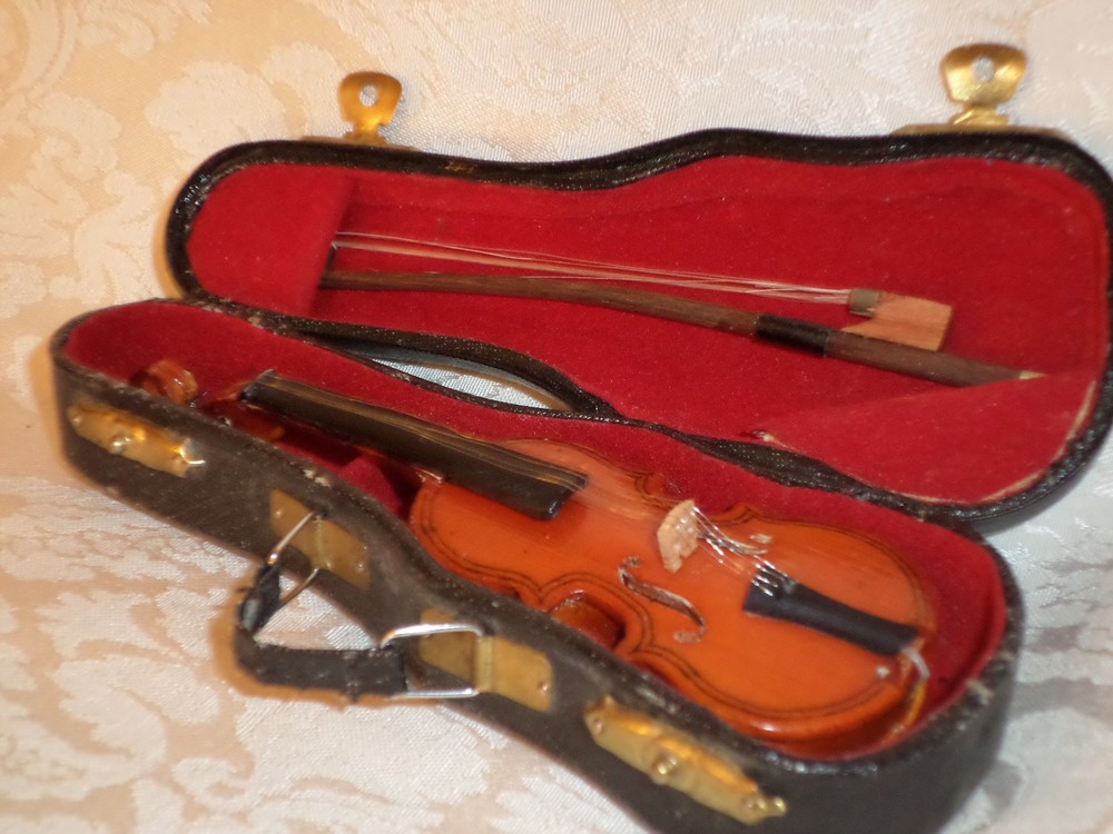 Antique Miniature 6 Inch Long Violin With Original Case