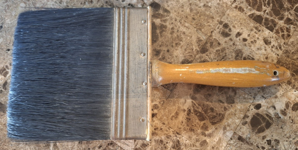 VINTAGE BAKER  5" PAINT BRUSH, USED