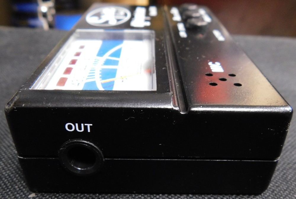 Fender Squier - Digital Quartz Guitar Tuner - Model 5006