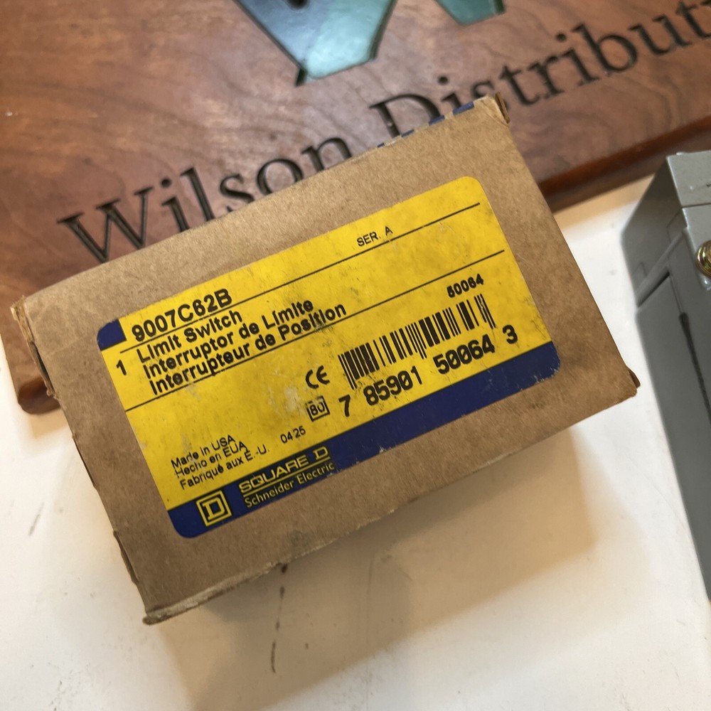 SQUARE D 9007C62B Heavy Duty Limit Switch