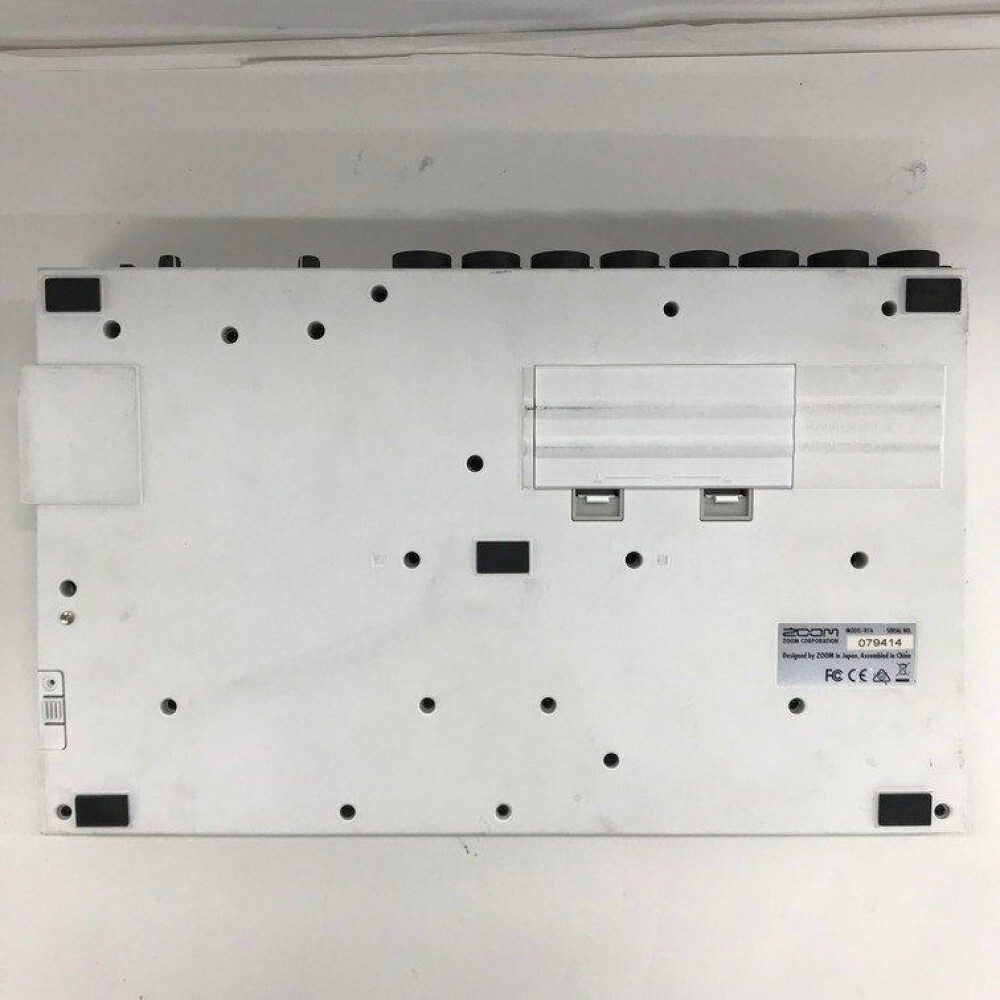 Zoom R16 Portable Multitrack Recorder Controller and Interface Good Condition