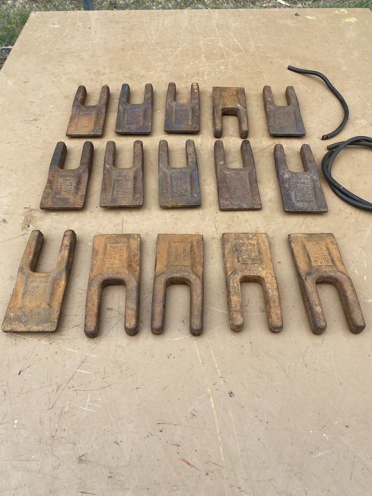 NEW PENGO # 1650 AUGER DRILLING TEETH / FAST LOCK