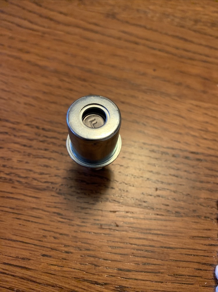 ACDelco 19303069 VALVE ASM PCV