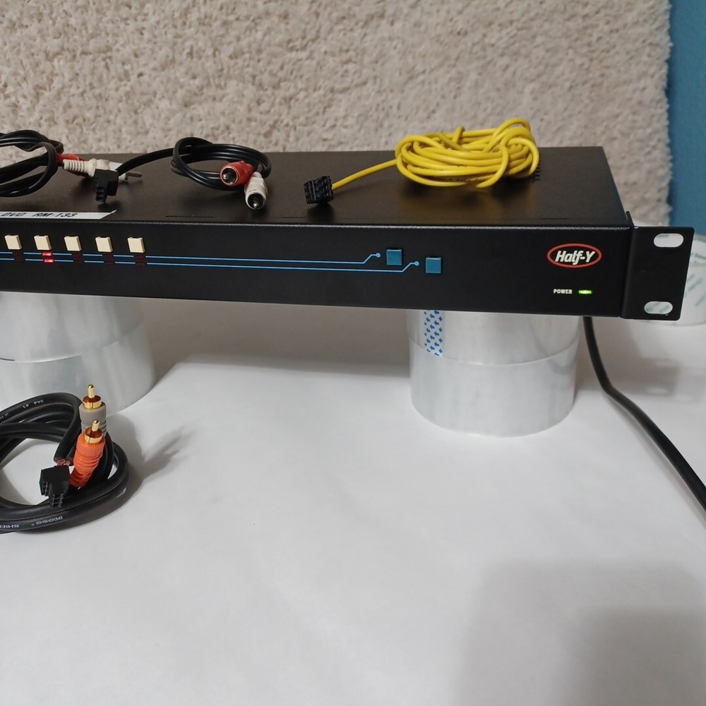 AutoPatch Half-Y Audio/ Video Distribution Matrix