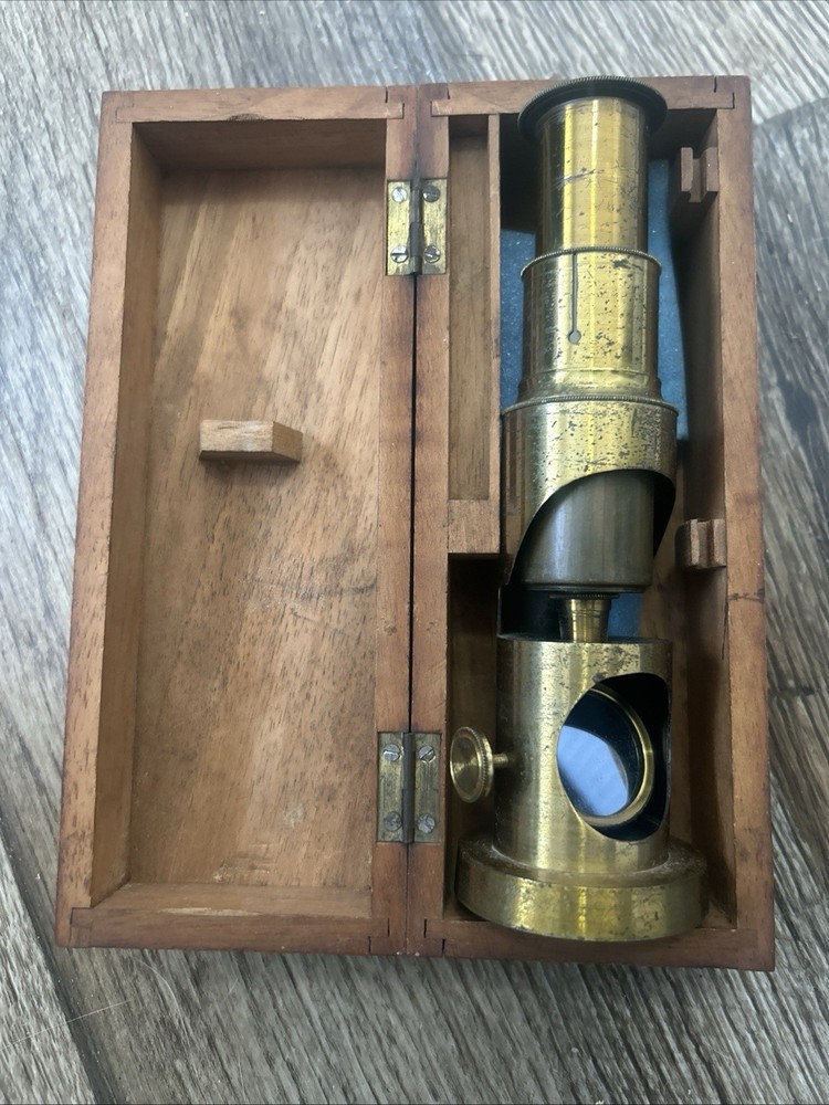 Nice Drum Student Microscope, Lacquered Brass, Late 19th Century"