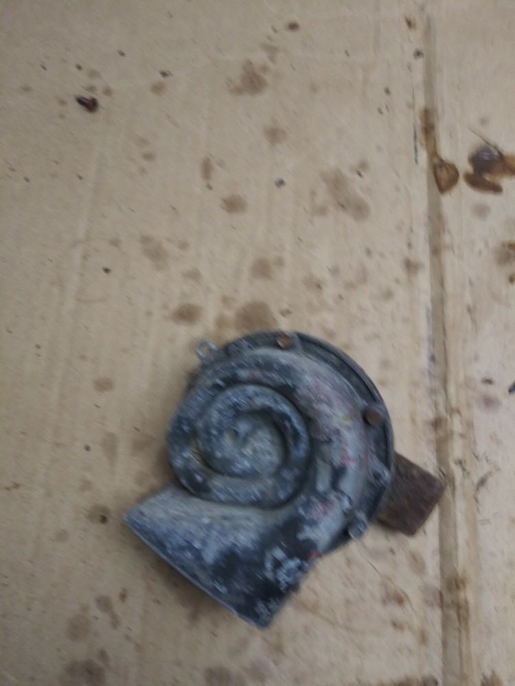 1995 International 4700 Horn