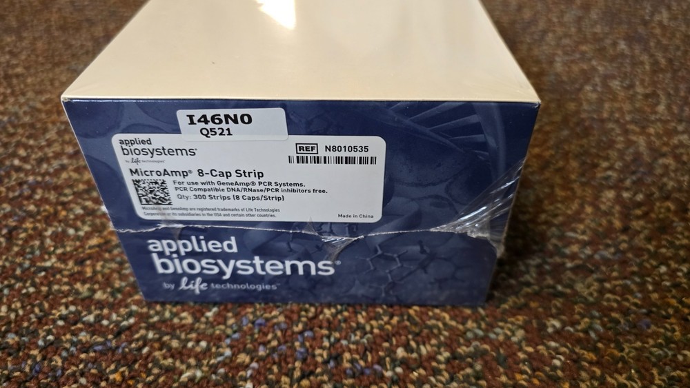 Life Technologies Applied Bbiosystems MicroAmp 8-Cap Strip, clear. 300 strips