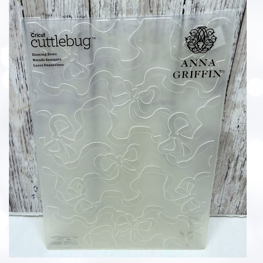 Anna Griffin DANCING BOWS 5x7 Embossing Folder