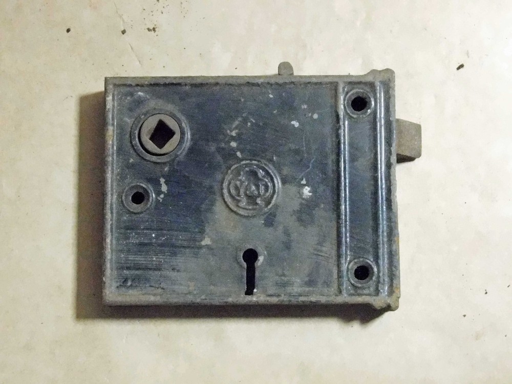 5 antique rin locks all marked by maker