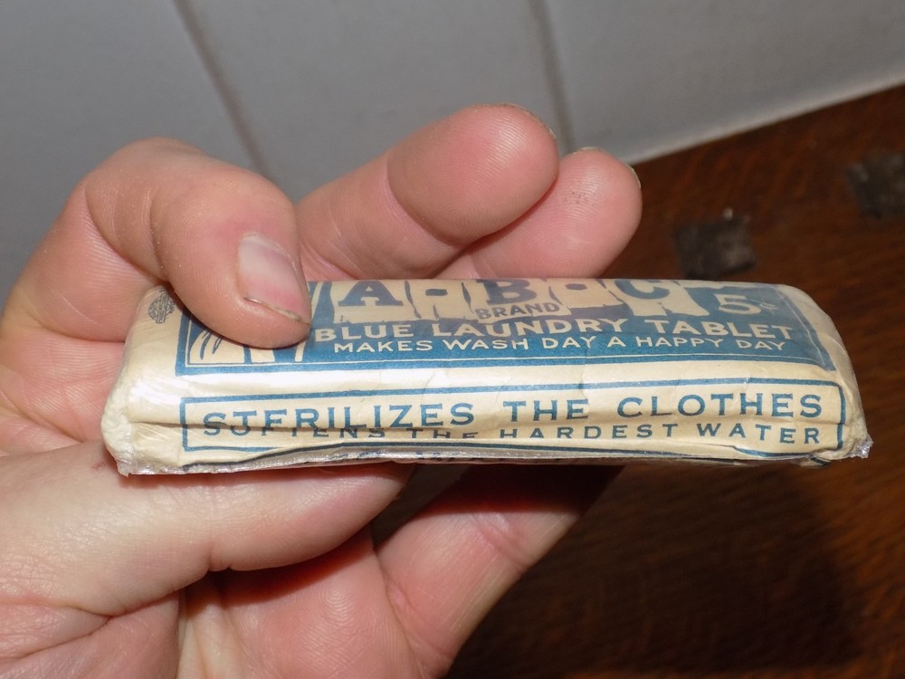 Vintage ABC Brand Blue Laundry Tablet Package