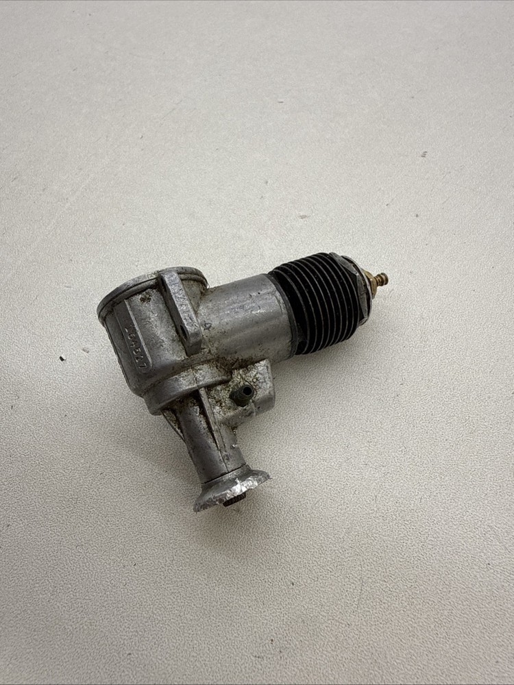 Vintage OK Cub 0.99 Control Line Model Engine M12