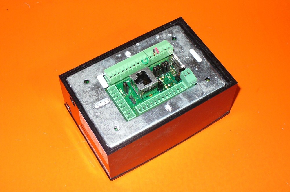 HID 82125BK1000 EDGEREADER ERP40 CONTROLLER & READER