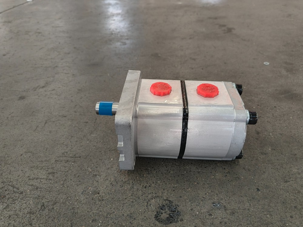 AGT YSRT14 Mini Skid Steer Loader Hydraulic Pump Brand New - Efficient