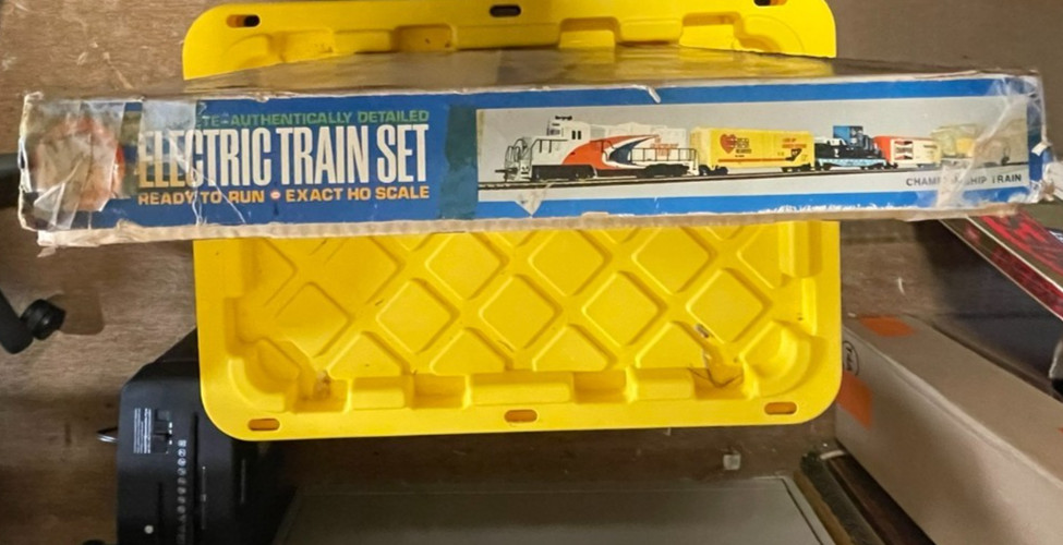 COX HO - #609 - Championship Train Set