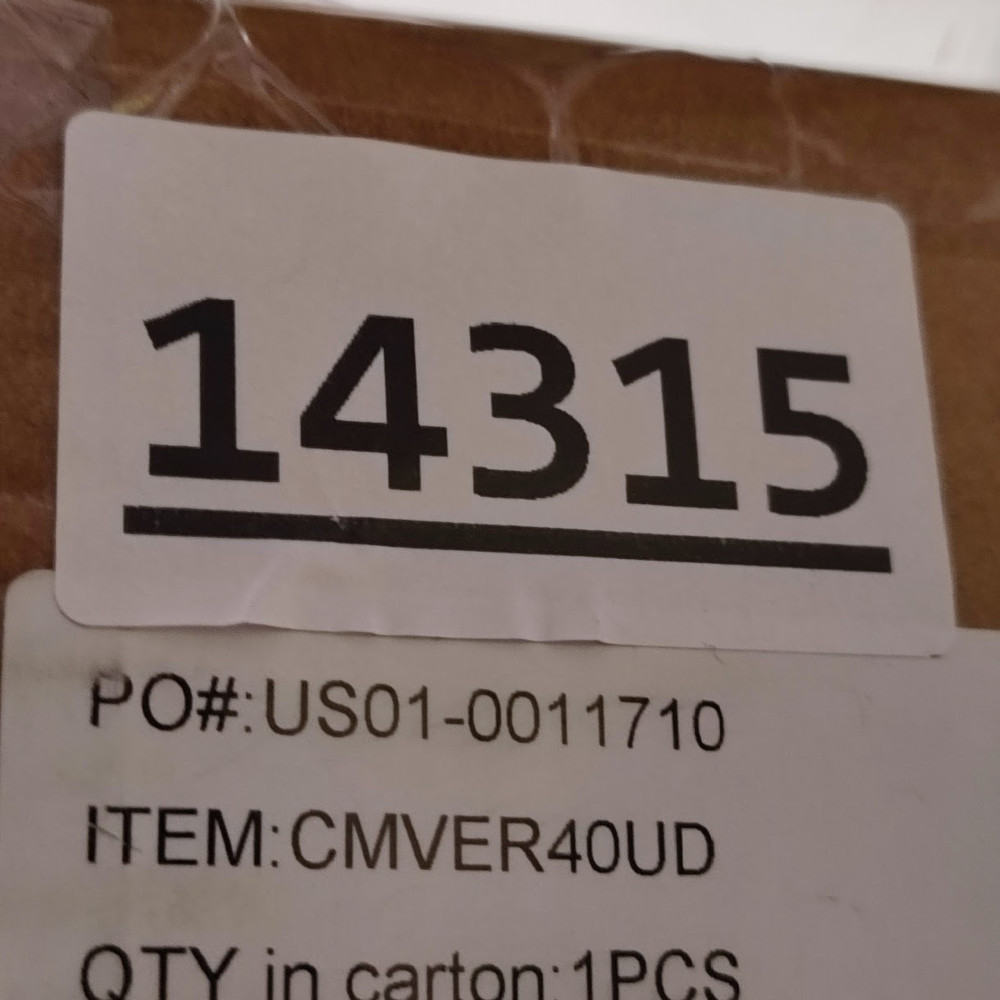 StarTech CMVER40UD Vertical Server Cable Organizer with D-Ring Hooks Rack Cord