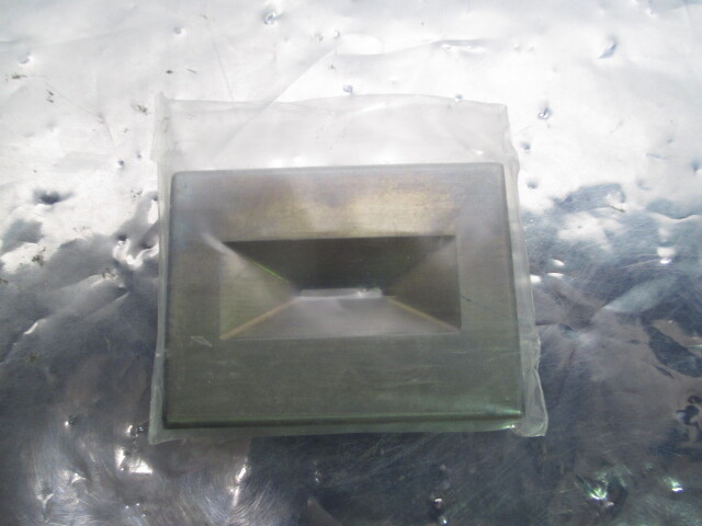 4 Type 30-5004 Plate, Front, AC, 102135