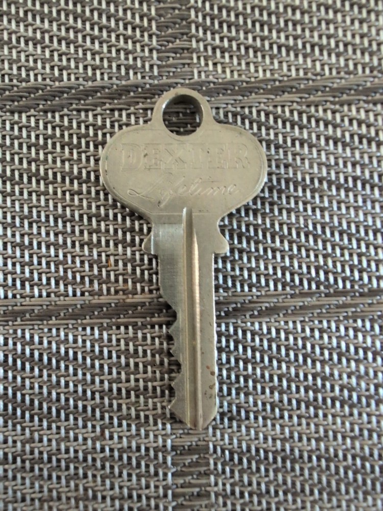 Dexter Key F05464