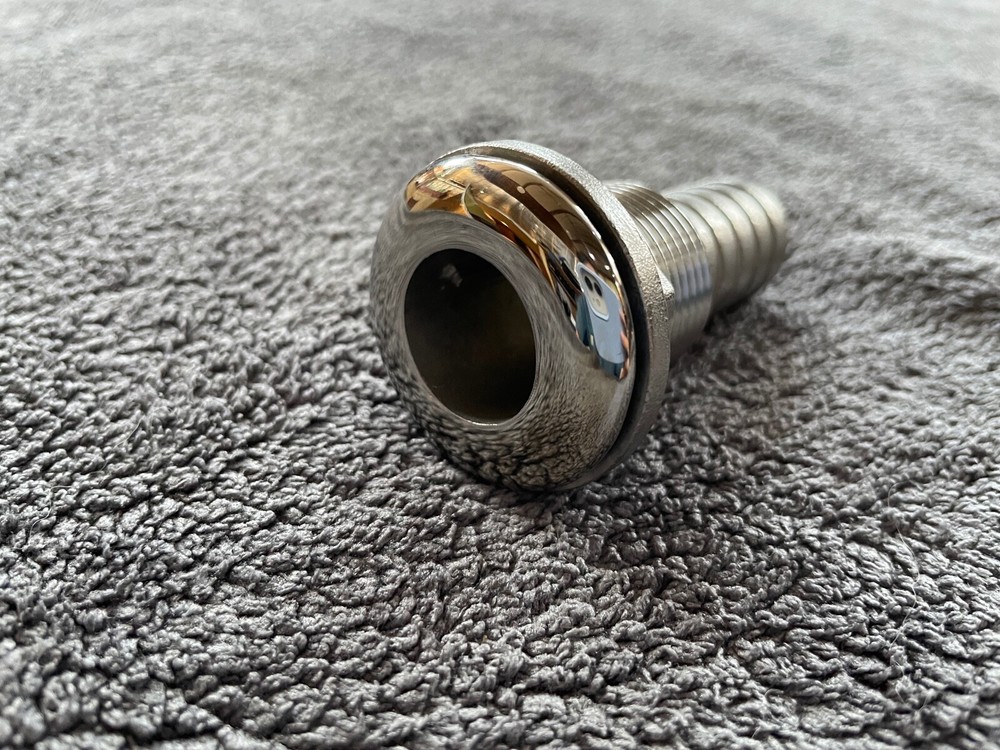Barbed Through Hull Fitting 3/4" Stainless 316