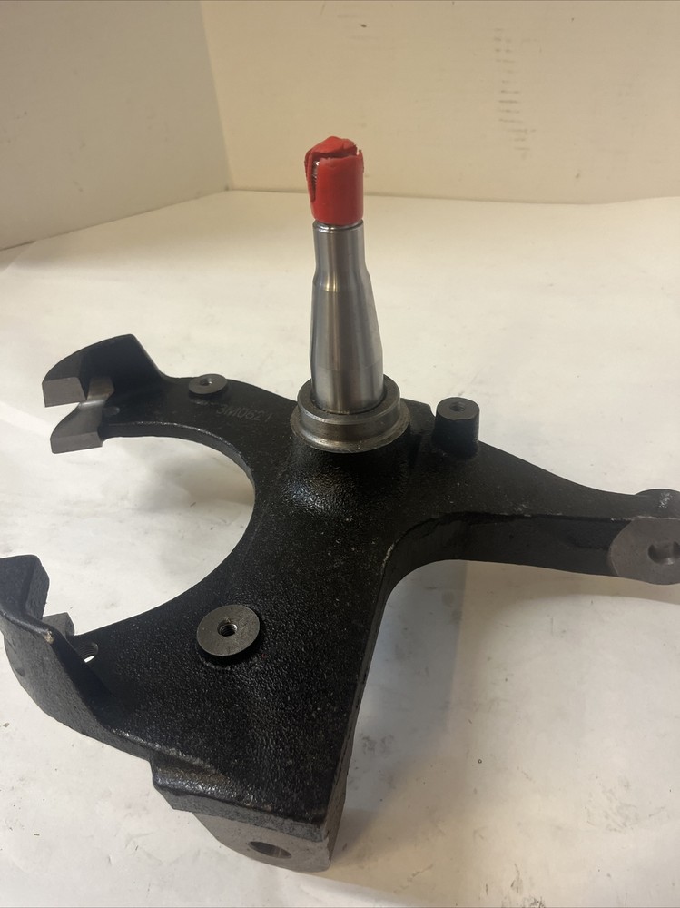 Steering Knuckle 3M0621