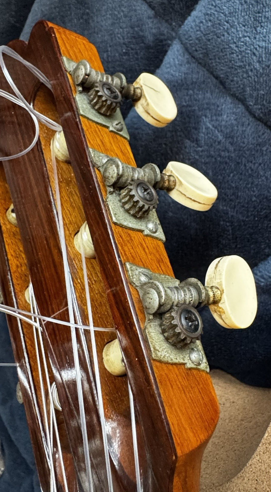1966 Osamu Tomita All-Solid Classical Guitar