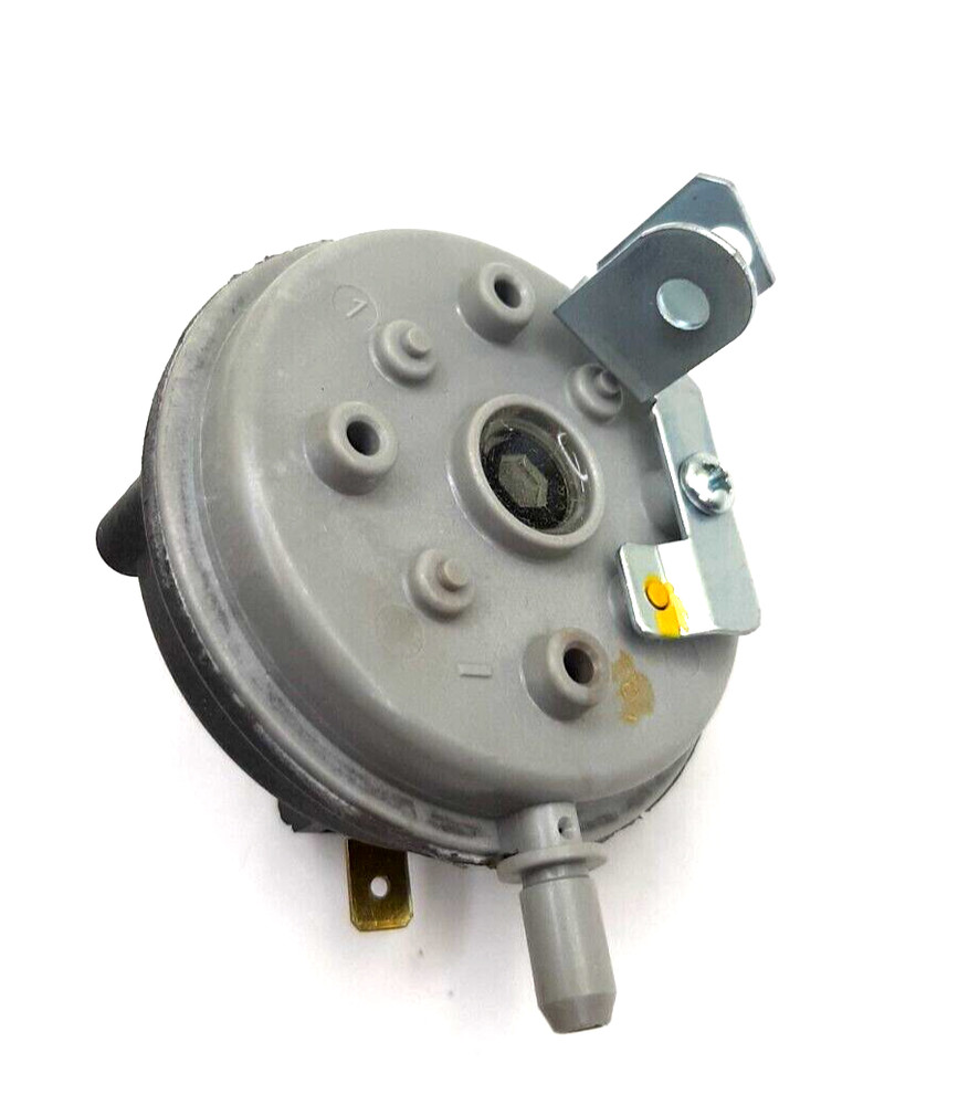 Bradford White 1.30 PRESSURE SWITCH 239-46880-01