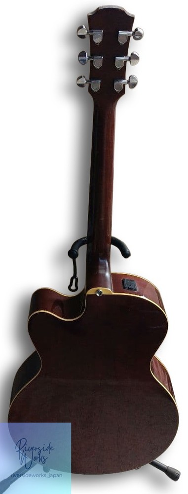 Yamaha CPX-5 VS