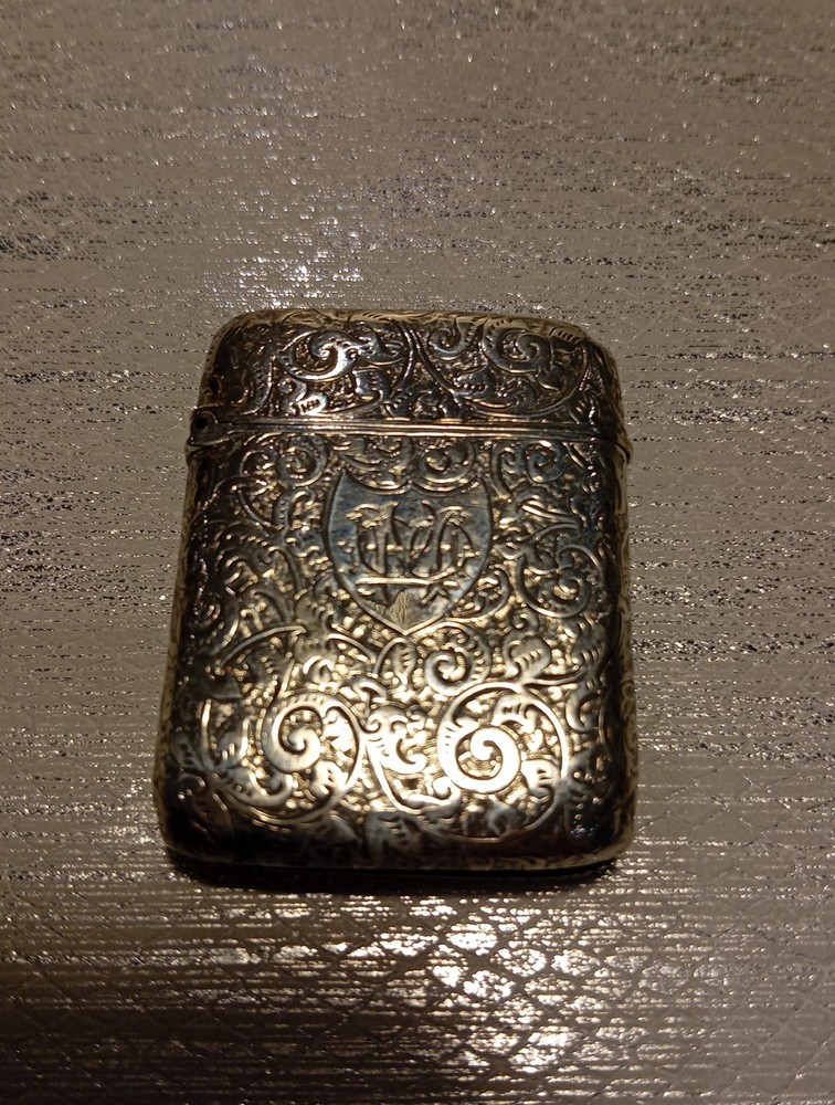 SOLID SILVER VESTA JOSEPH WHITTEN 1887 CLEAR HALLMARKS.